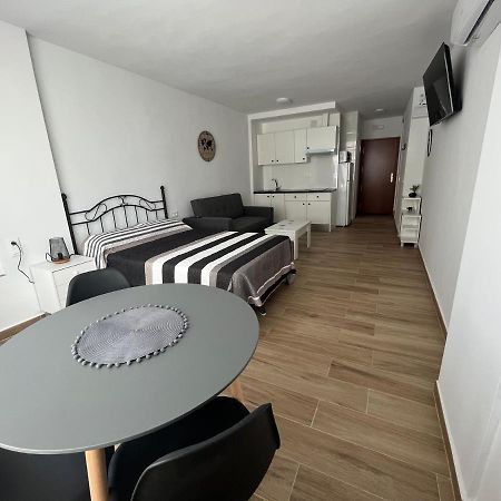 Ver621 - Estudio Con Vistas Al Mar, Wifi, Piscina, Centro A 100 Metros, Playa A 600 Metros Торемолинос Екстериор снимка